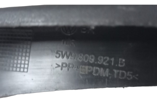 Moldura Tras Le Vw Parati Surf 2006 2013 Original Detalhe - Imagem 7