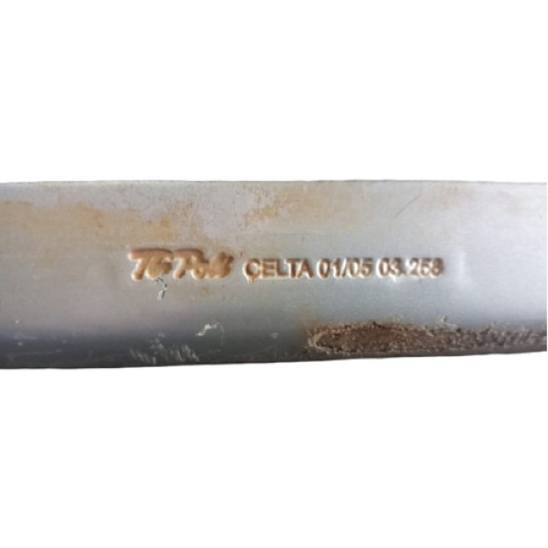 Spoiler Traseiro Gm Celta 2006 2015 Original Usado Detalhe - Imagem 5