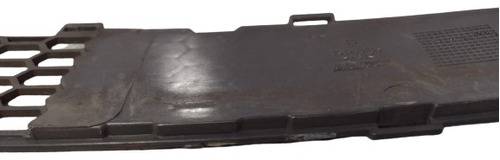 Grade Superior Parachoque Fiat Palio 2011 Original Detalhe - Imagem 10