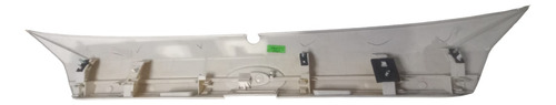 Aplique Tampa Tras Ford New Fiesta 2010 2018 Orig Detalhe - Imagem 3